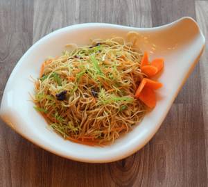 Veg Hakka Noodle