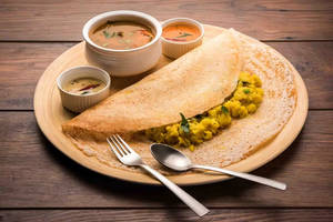 Schezwan Aloo Dosa