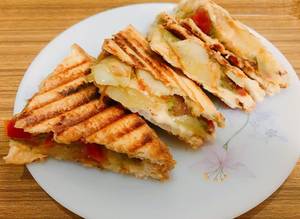 Veg Grield Cheese Sandwich