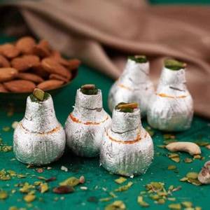 Kaju Kalash