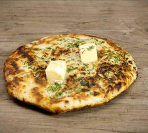 Desi Ghee Chur Chur Kulcha