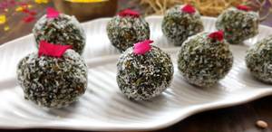 Chocolate Ball Paan (Set Of 2)