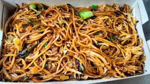 Veg chilli garlic noodles