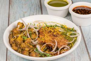 Aloo Tikki With Chana