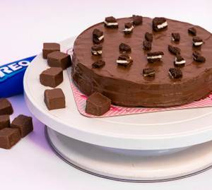 Milk oreo waffle cake double layer