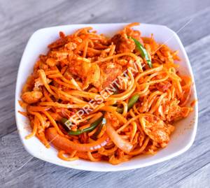 Schezwan Chicken Noodles  