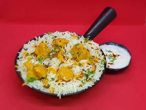 Purani Dilli Ki Butter Chicken Biryani (boneless)