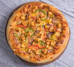 Paneer tikka pizza