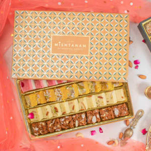 Ghee And Kaju Assorted Box