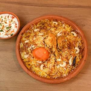 Mughlai Kolkata Dum Chicken Biryani