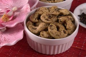 Pepper Cashew (100 Gm)