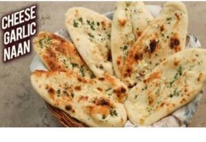 Butter Garlic Cheese Naan