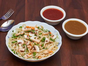 Mushroom Fried Noodles