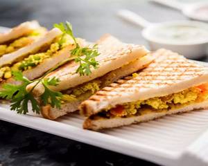 Tandoori Paneer Grill Sandwich