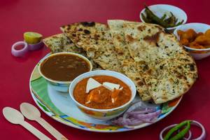 Aloo Naan (kulcha) Dal Makhani, Rajdarbar Paneer
