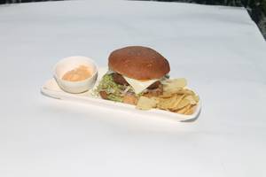 Tandoori Paneer Burger