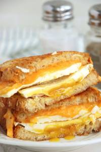 Egg Noodles Cheese Sandwich