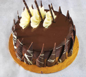Chocolate Truffle Cake Egg Less (Half Kg)
