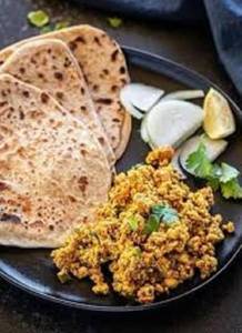 Chapathi [3] With Egg Burji