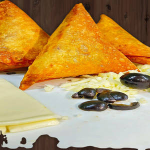 Veg Olive Cheese Samosa