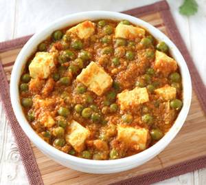Mattar Paneer