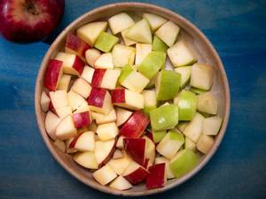 Apple Fruit Bowl