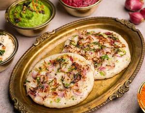 Chinna Vengayam Uttapam - 2 Pcs