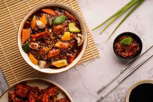 Veg Pot Fried Rice [750 ML]