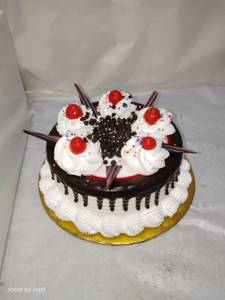 Eggless Black Forest Cake (500 Gm)