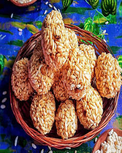 Puffed Rice Balls With Jaggery (10 Pcs)
