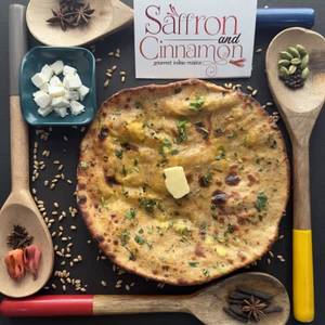 Paneer Pyaz Parantha