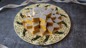 Kaju Kesar Katli