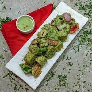 Soya Tikka Hariyali Chaap (650ml Box)