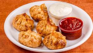 Veg Fried Momos [8 Pieces]