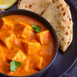 (paneer Butter Masala + 3 Roti + Salad + Achar) Combo Meal