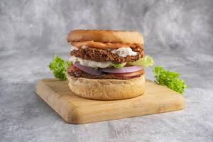 Crunchy Chicken Burger