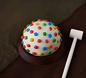 Pinata  Vanilla  Cake