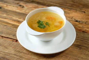 Clear veg soup