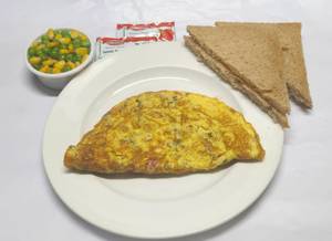Classic Masala Omlette + Brown Bread + Sauted Corn & Peas