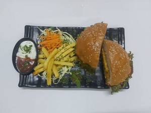 Classic Chicken Cheese Burger