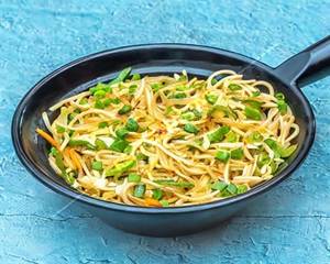Veg Hakka Noodles
