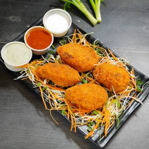 Spl kurkure paneer momos