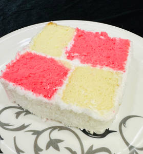 Vanilla Chess Cake [1 Piece]