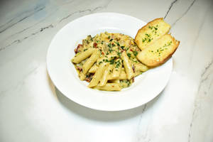 Barbaresca + Garlic Bread