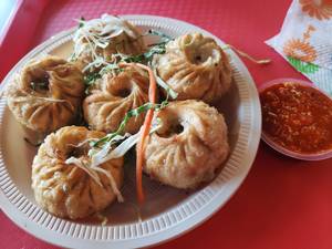 Classic chicken pan fried momos