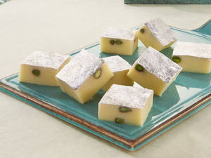 Pista Burfi