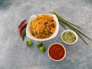 Veg Chilli Chowmein