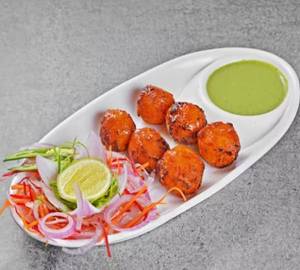 Chatpata Achari Aloo