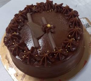 Alpine Chocolate Cake (500  Gms)