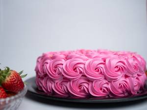 Strawberry Rose Cake                                                   